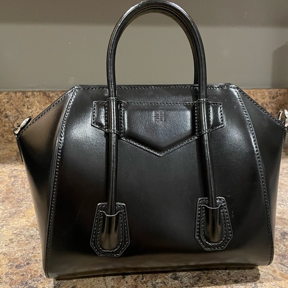 Givenchy Mini Antigona W/Lock - Picture 4 of 8